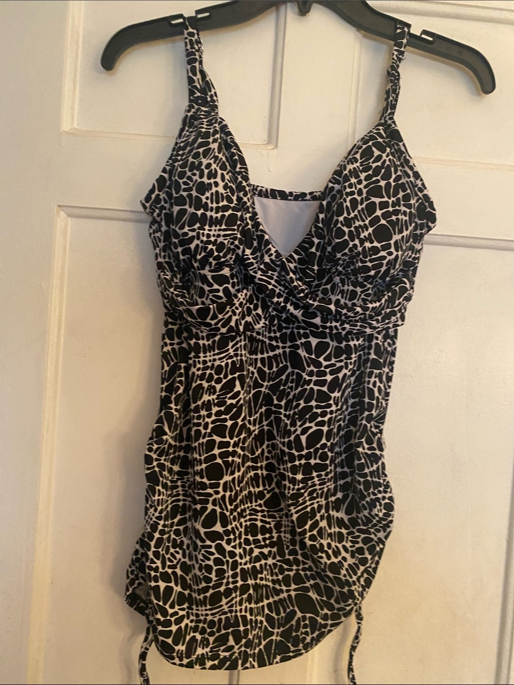 Trim ShaperBlack & White Patterned Tankini Top Size 12